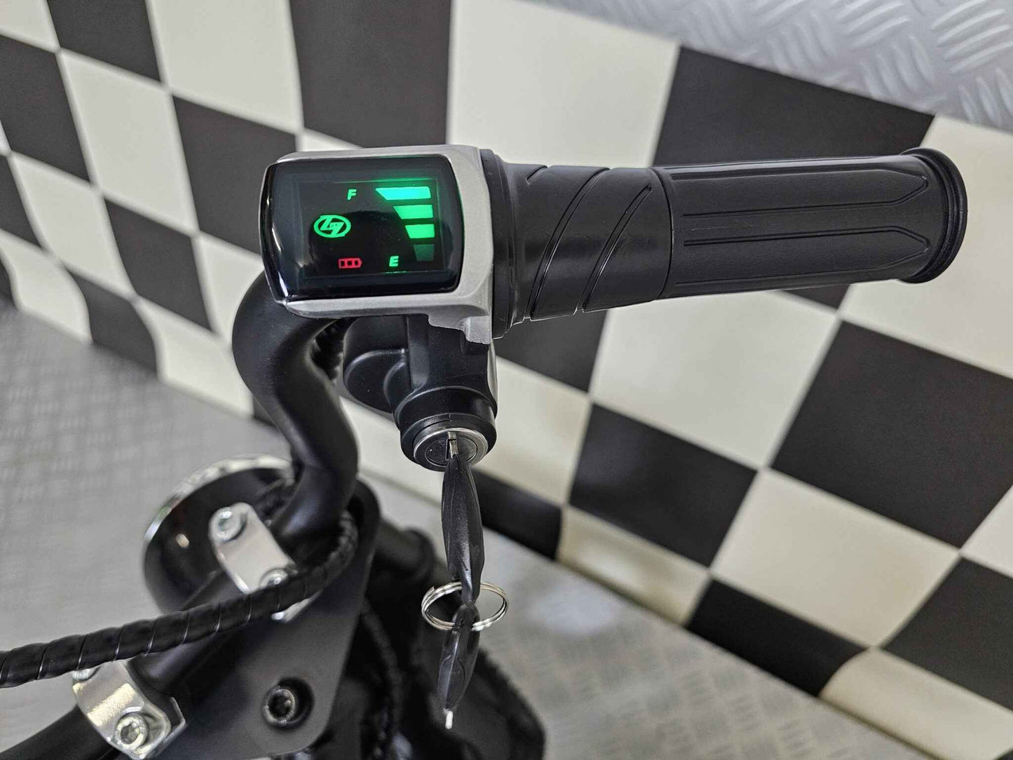 Chopper 24 volt zwart