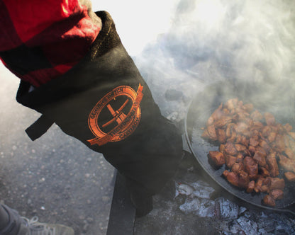 The Windmill set van 2 lederen BBQ handschoenen Vuur & Rook